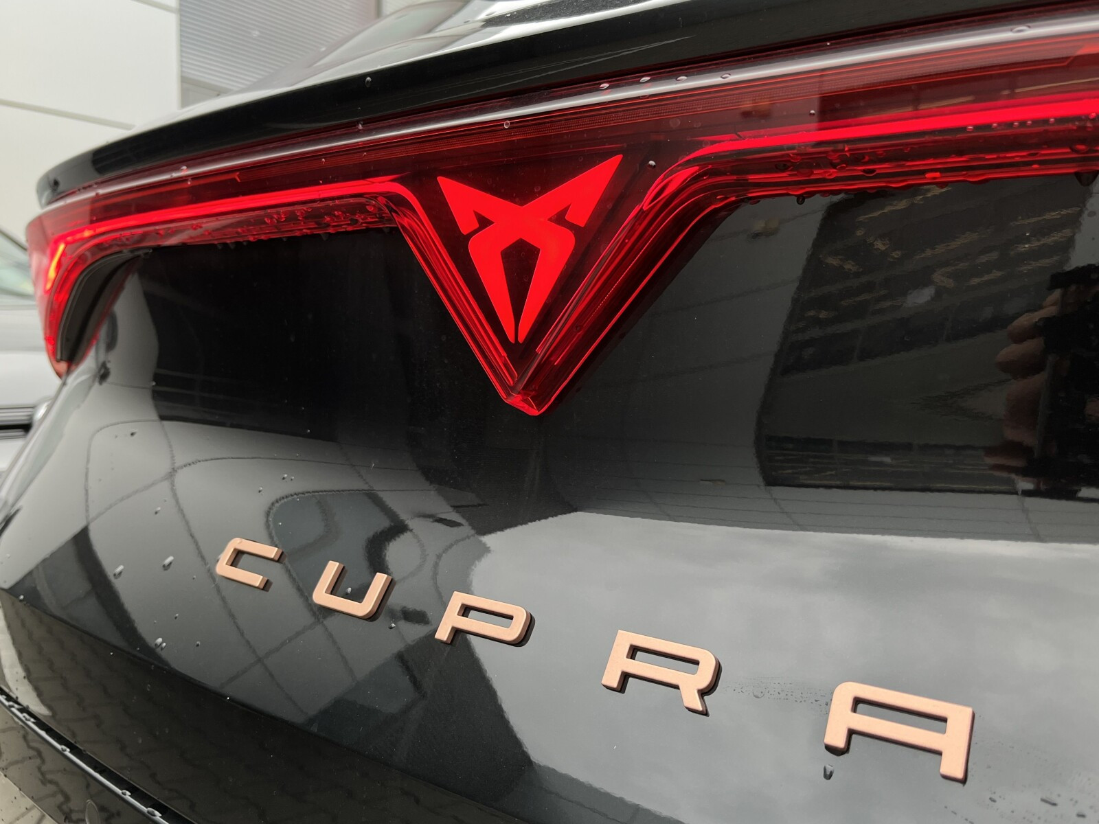 CUPRA Leon Sportstourer 1.5 eTSI 150 KM 7-biegowa automatyczna - DSG
