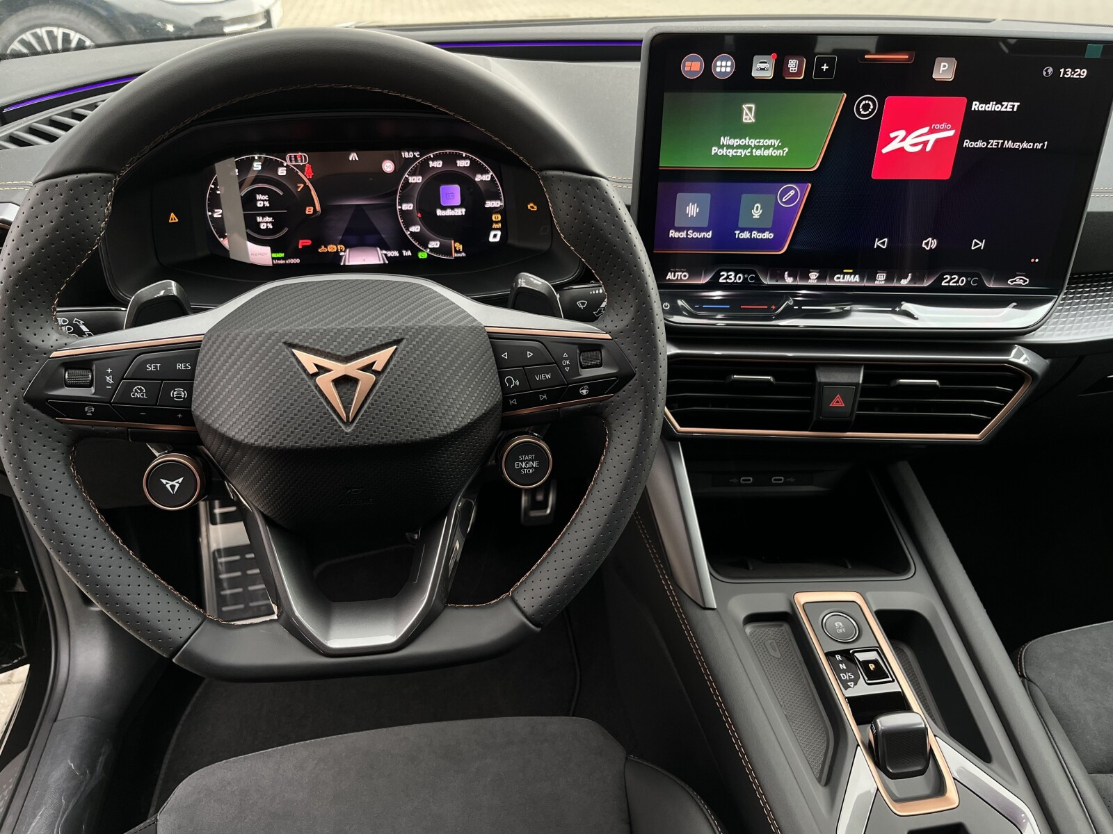 CUPRA Leon Sportstourer 1.5 eTSI 150 KM 7-biegowa automatyczna - DSG