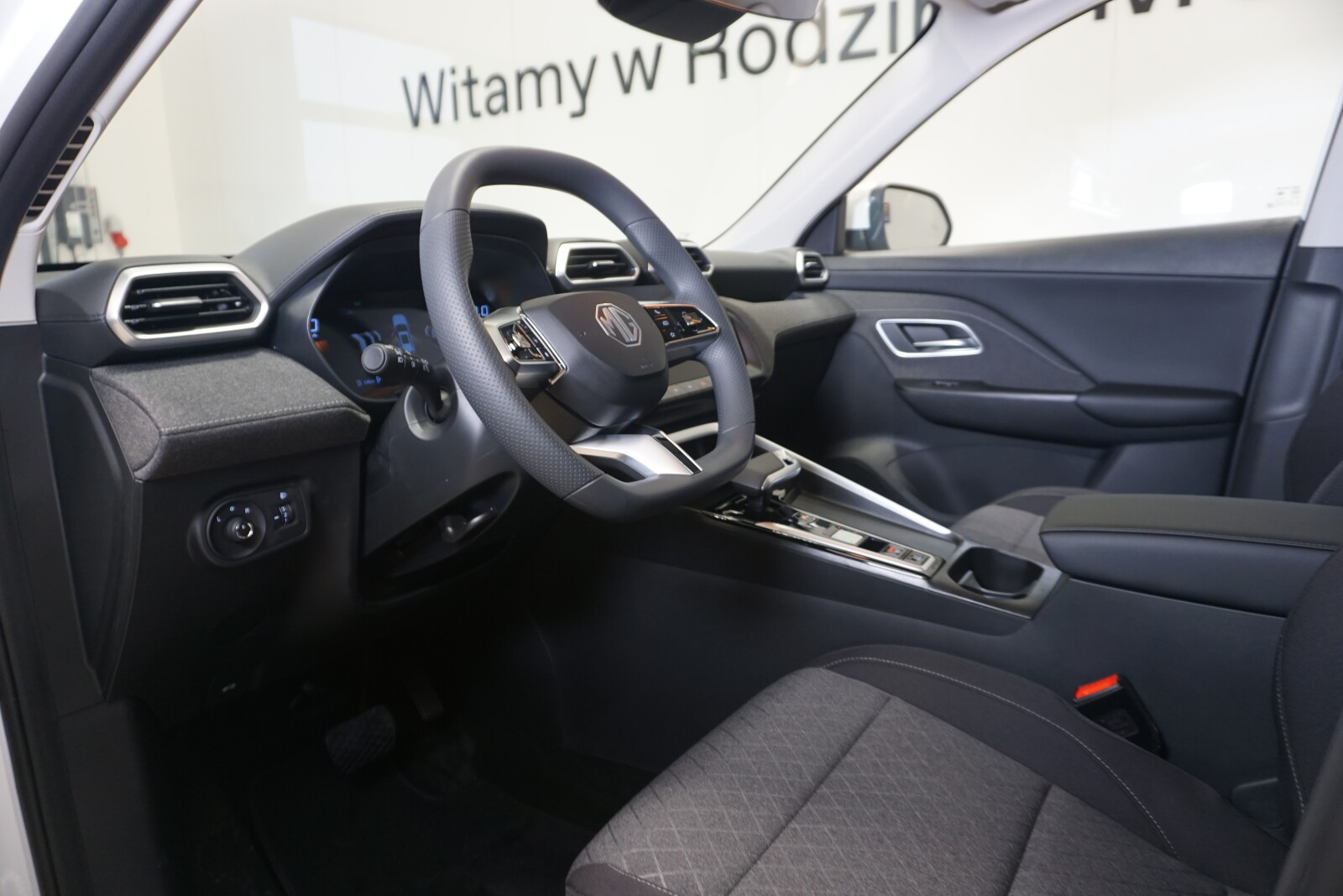Standard HEV+ 197 km