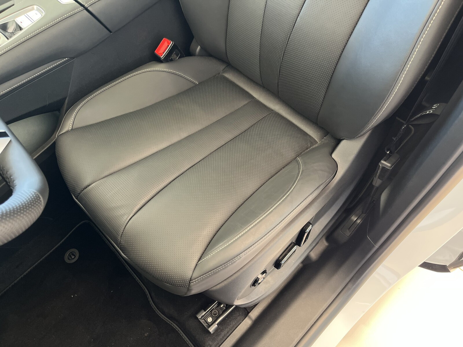 PHEV AT&nbsp;Exclusive 299&nbsp;KM