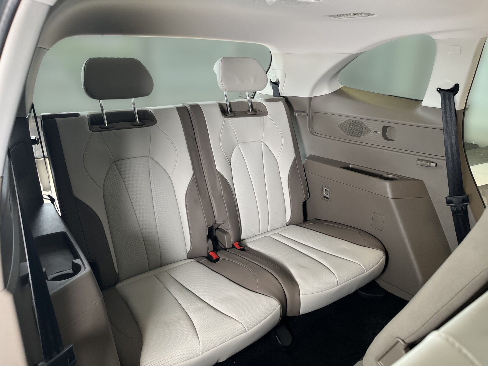 PHEV AT&nbsp;Exclusive 299&nbsp;KM