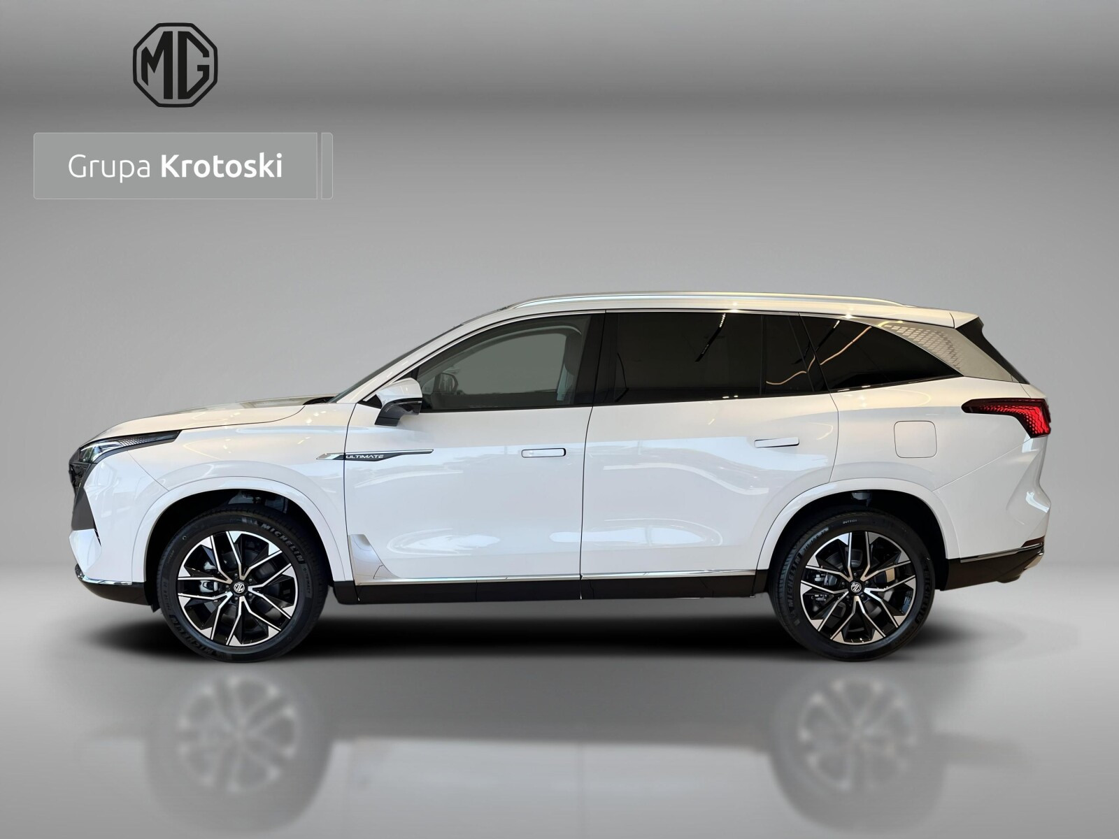 PHEV AT&nbsp;Exclusive 299&nbsp;KM