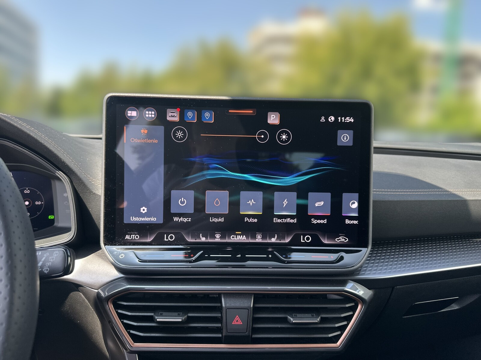 VZ 2.0 TSI 333KM Hak Kamery 360 Reflektory Matrix LED FV23%