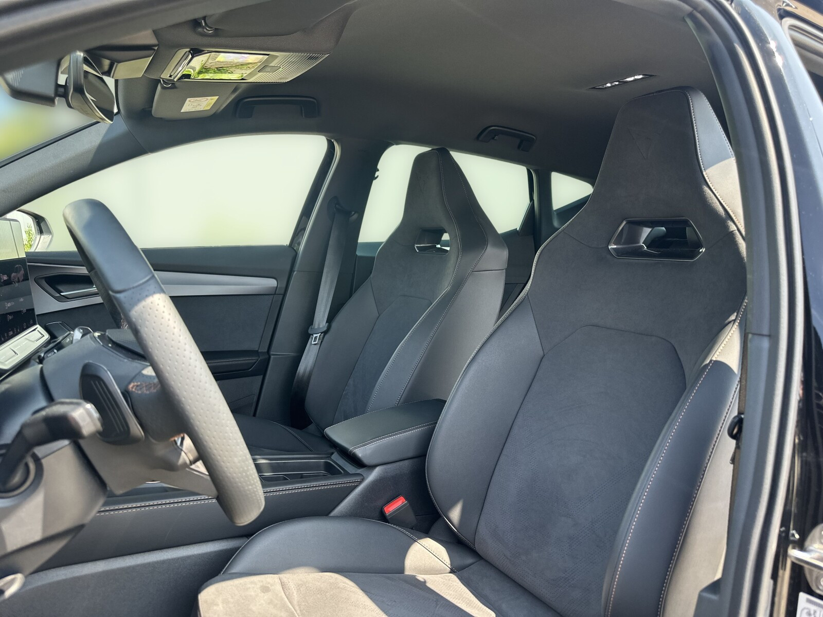 VZ 2.0 TSI 333KM Hak Kamery 360 Reflektory Matrix LED FV23%
