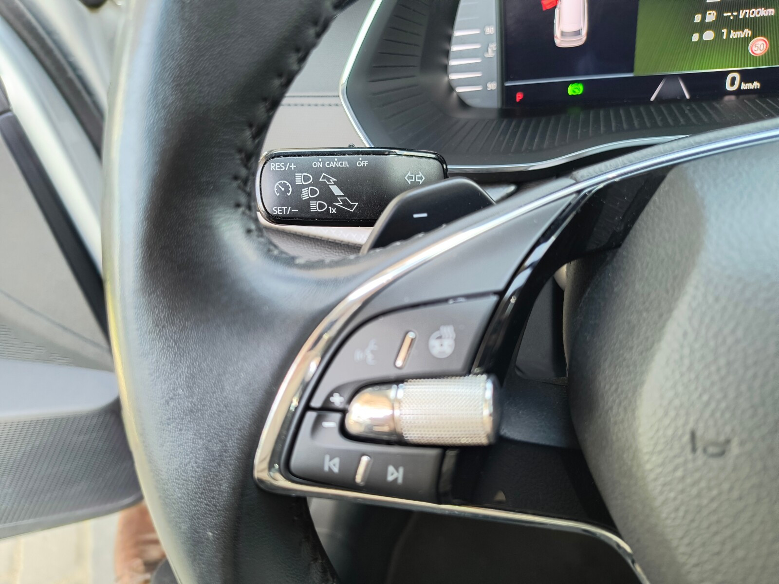 serwis ASO 2.0TDI 150KM bezwypadkow pakiety SmartLink led navi VAT23%