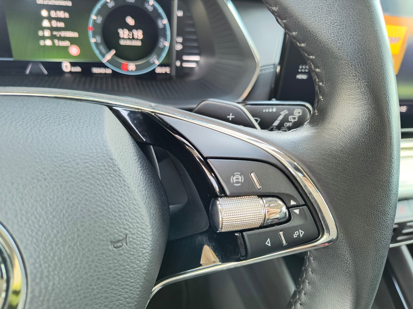 serwis ASO 2.0TDI 150KM bezwypadkow pakiety SmartLink led navi VAT23%