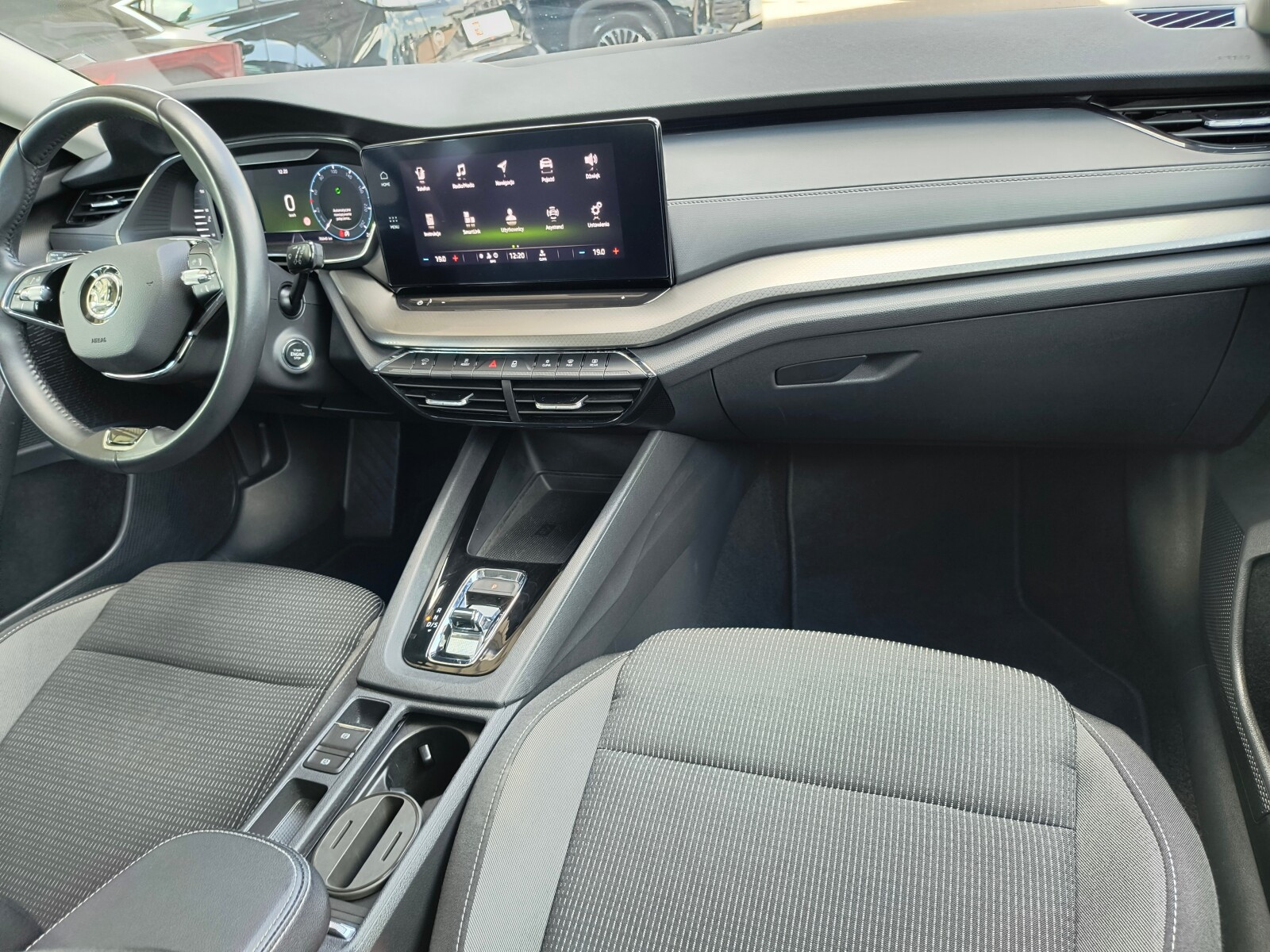 serwis ASO 2.0TDI 150KM bezwypadkow pakiety SmartLink led navi VAT23%