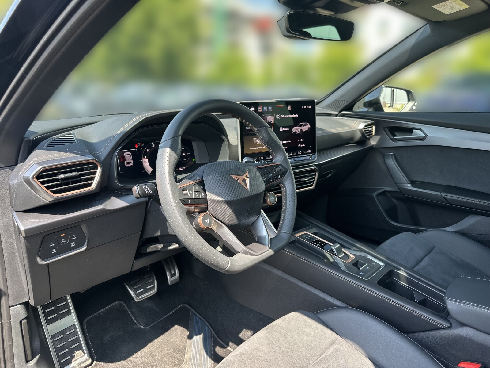 VZ 2.0 TSI 333KM Hak holowniczy Zawieszenie DCC Reflektory Matrix LED