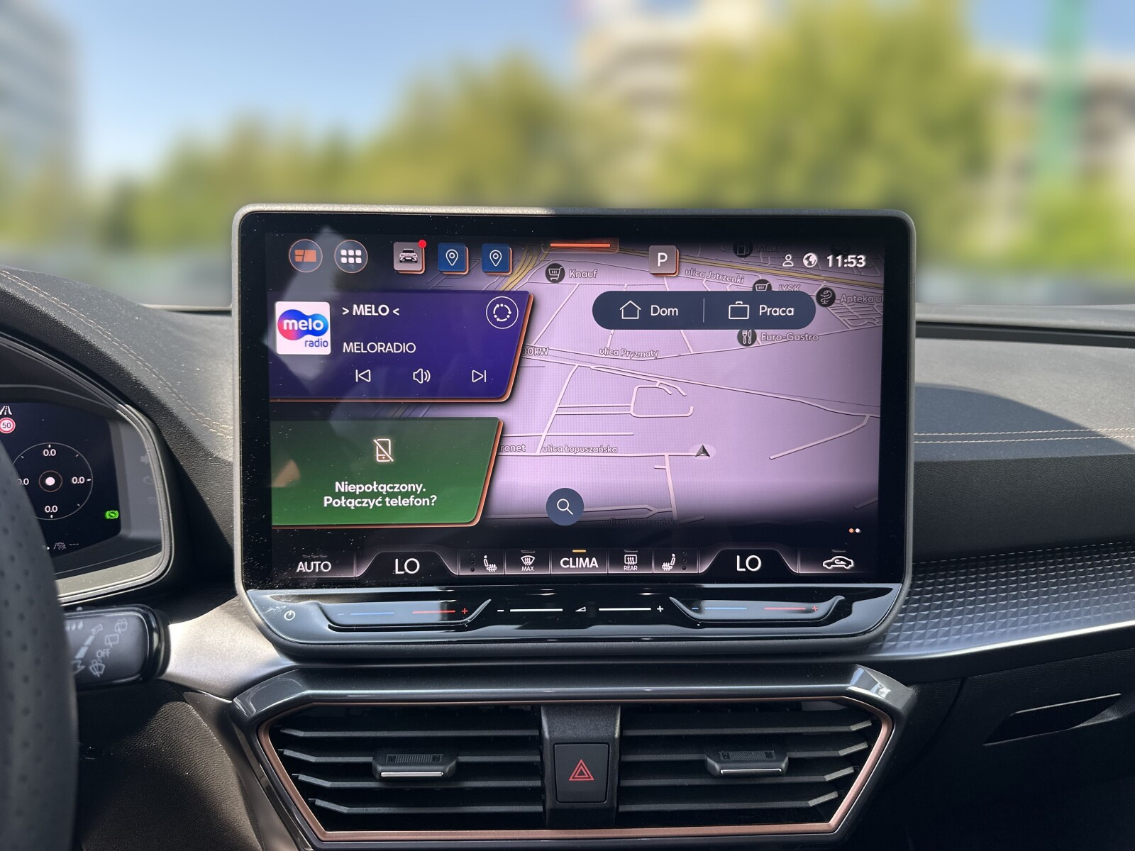 VZ 2.0 TSI 333KM Hak holowniczy Zawieszenie DCC Reflektory Matrix LED