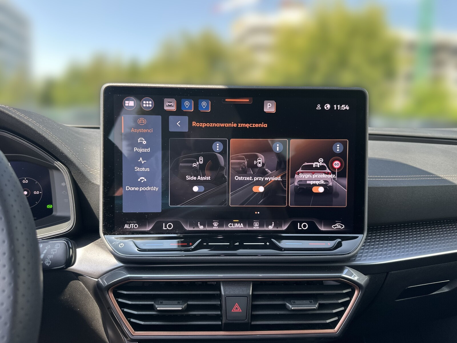 VZ 2.0 TSI 333KM Hak holowniczy Zawieszenie DCC Reflektory Matrix LED