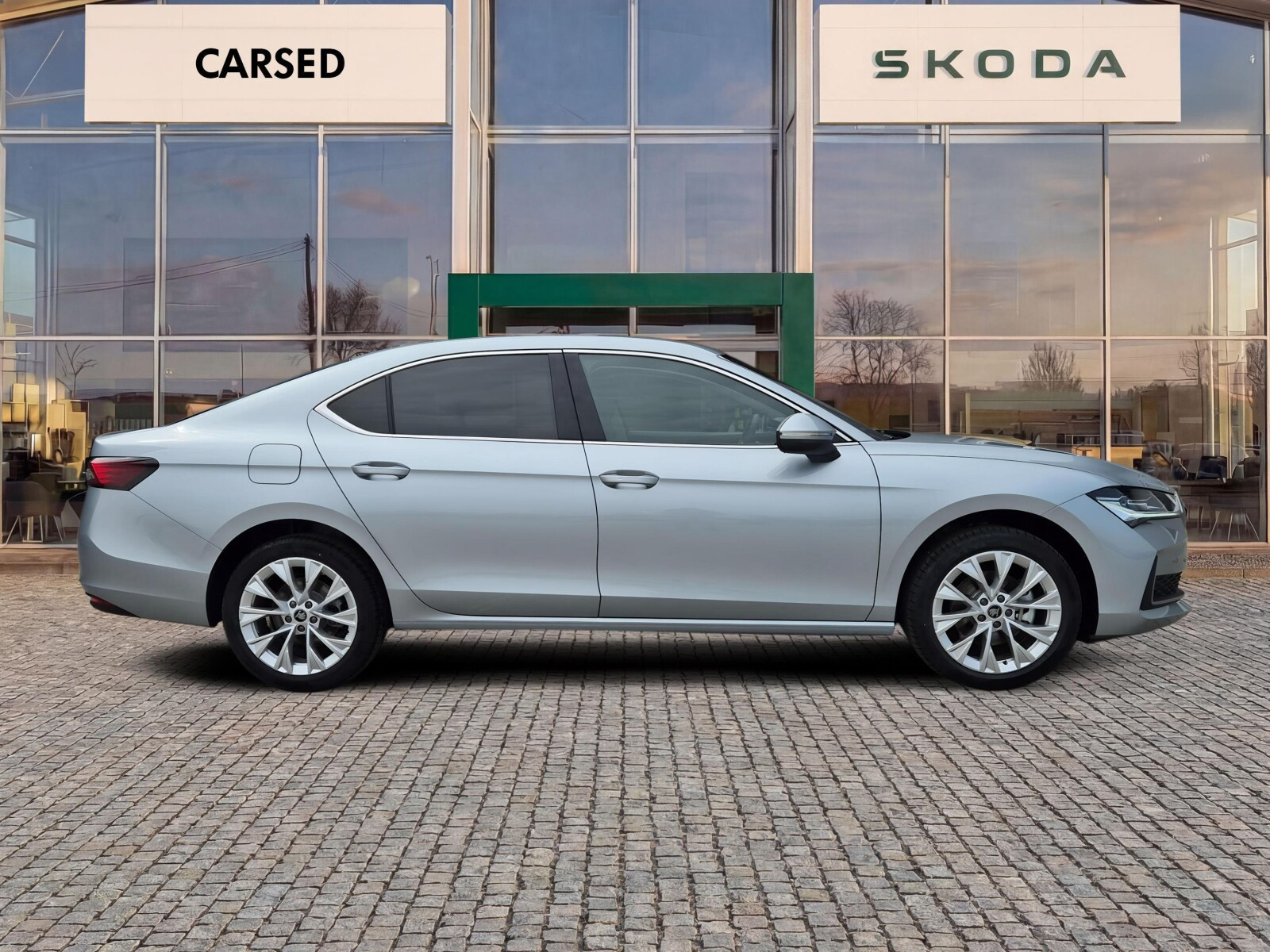 Drive 1.5 TSI DSG Auto z placu