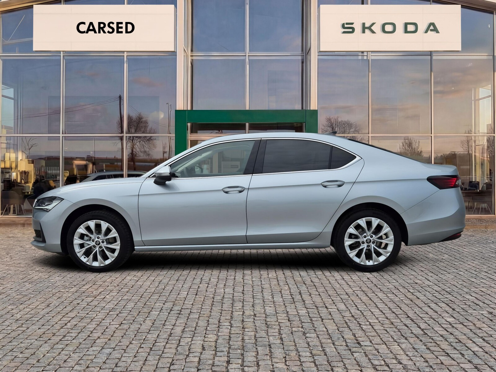 Drive 1.5 TSI DSG Auto z placu