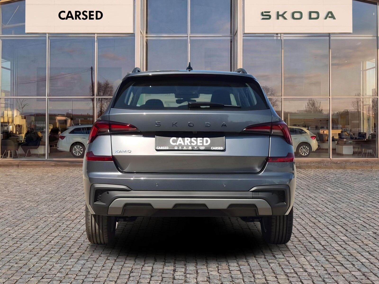 Drive 1.0 TSI DSG Auto z placu