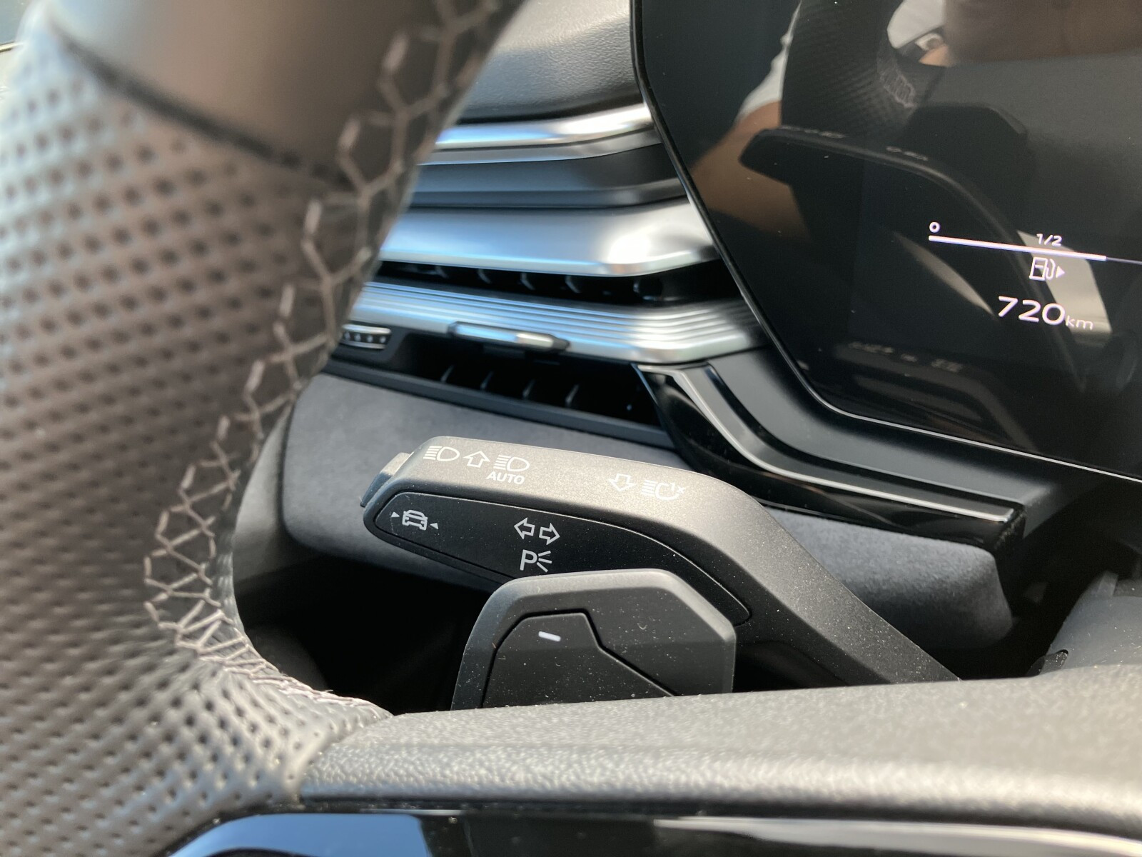 S Line 40 TDI quattro | Matrix | Tech plus | Asystenci | Salon Polska