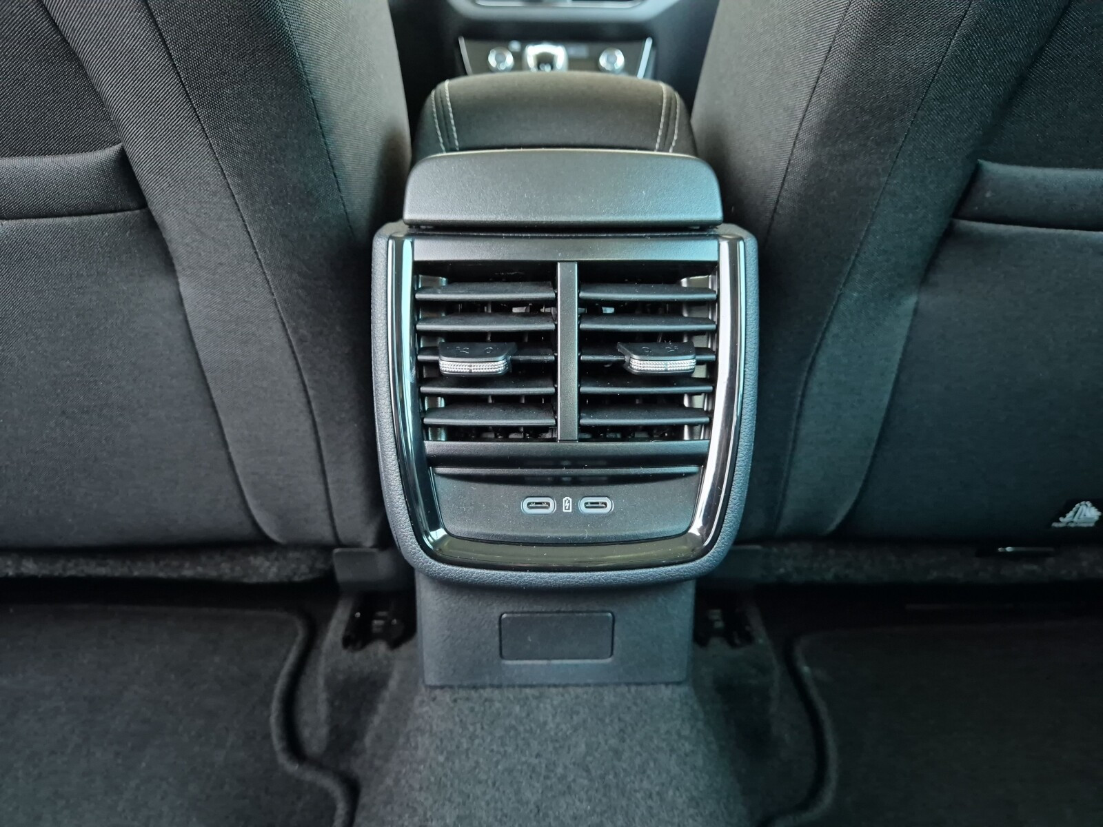 Drive 1.5 TSI DSG Auto z placu