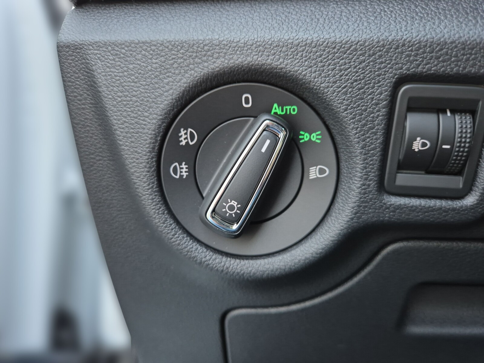 Drive 1.5 TSI DSG Auto z placu