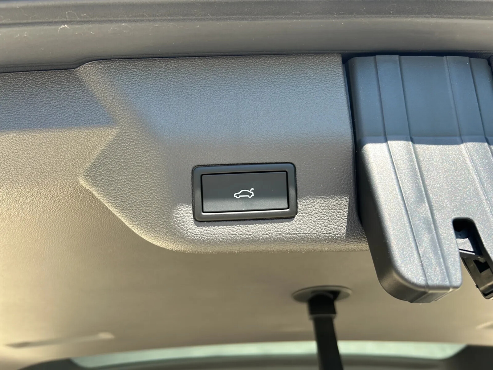 EDITION/długi (L2)/BENZYNA 2.0 TSI 204 KM, automat DSG
