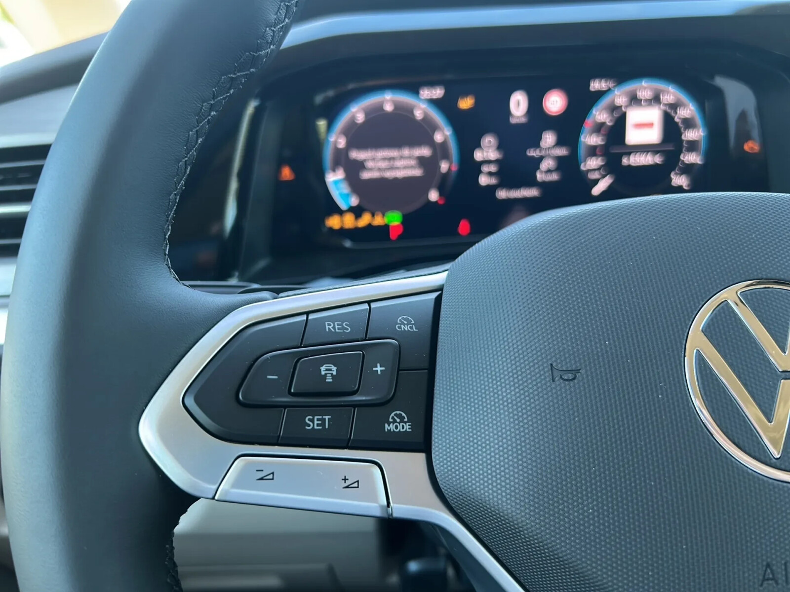 EDITION/długi (L2)/BENZYNA 2.0 TSI 204 KM, automat DSG