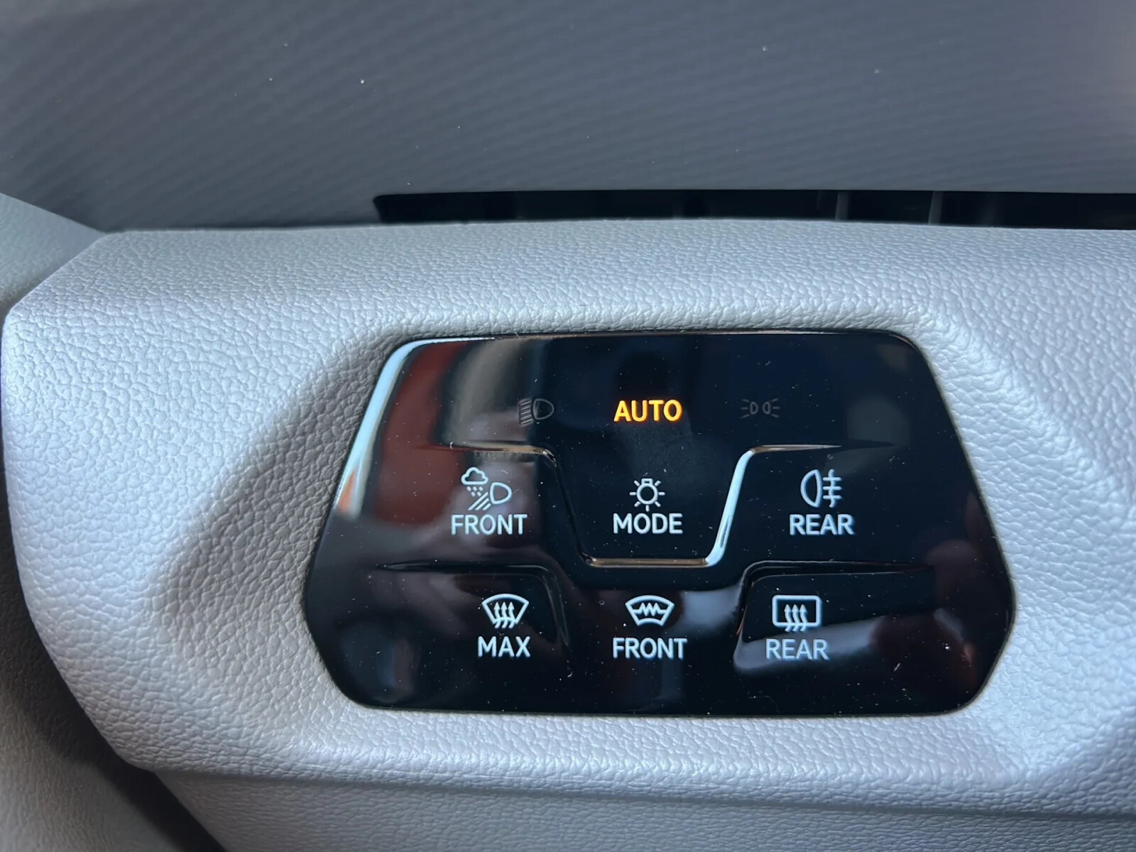 EDITION/długi (L2)/BENZYNA 2.0 TSI 204 KM, automat DSG