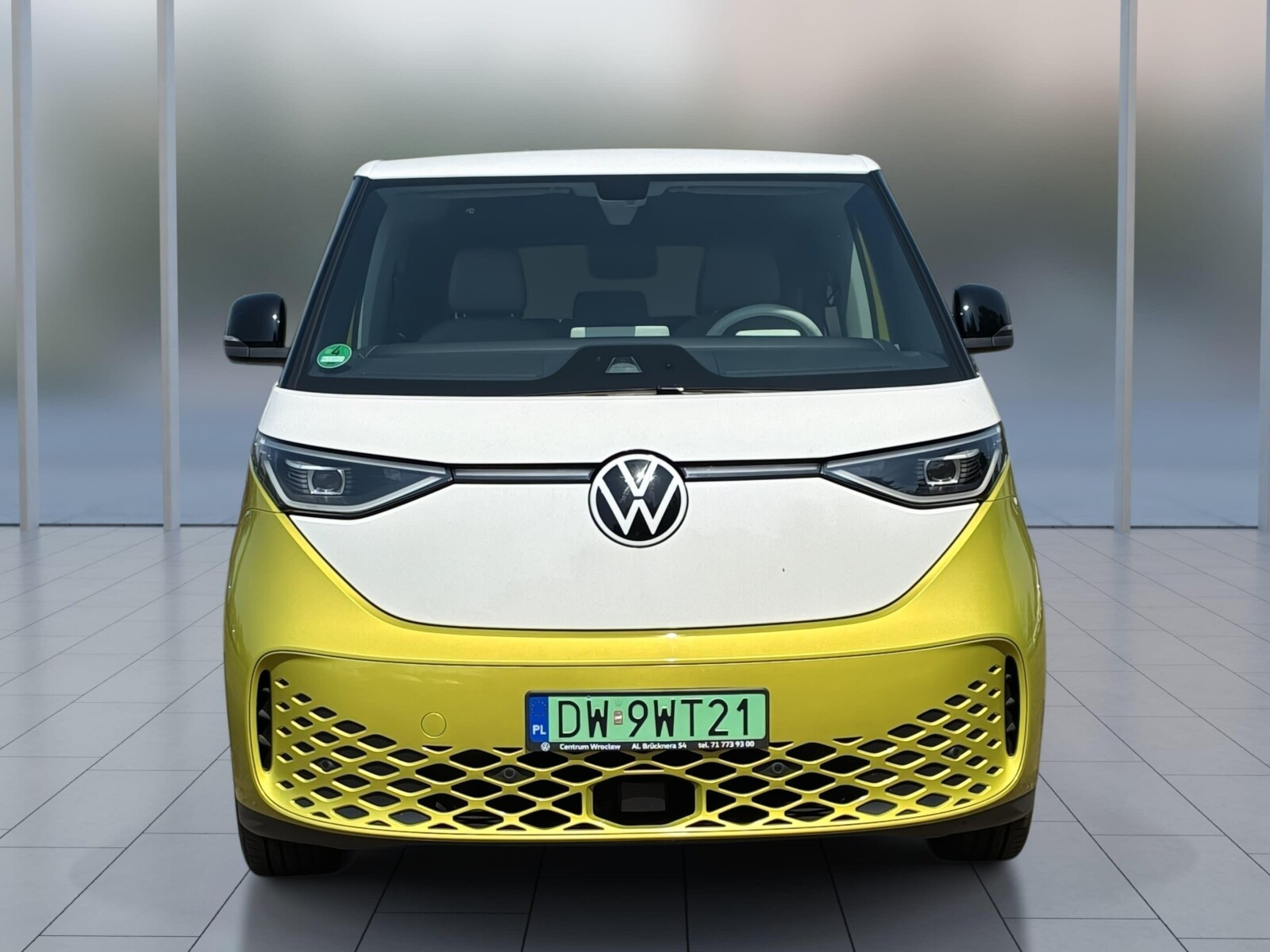 204 KM 82 kWh DSG r. o. 2988 mm