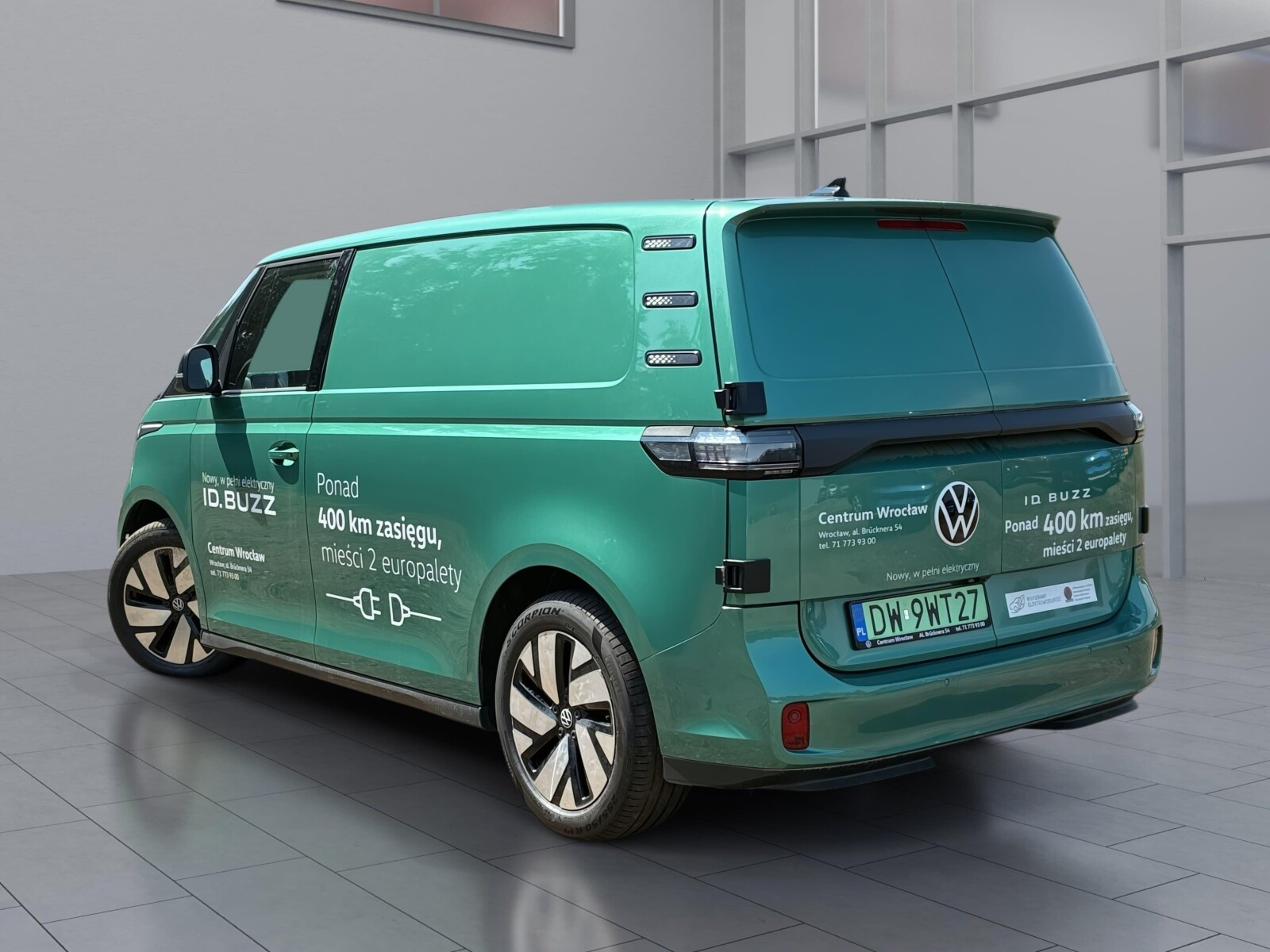 204 KM 82 kWh DSG r. o. 2988 mm