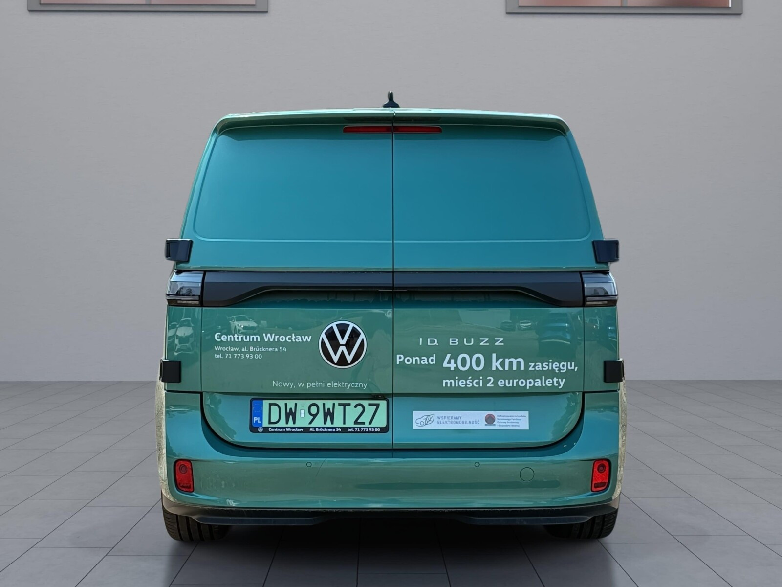 204 KM 82 kWh DSG r. o. 2988 mm