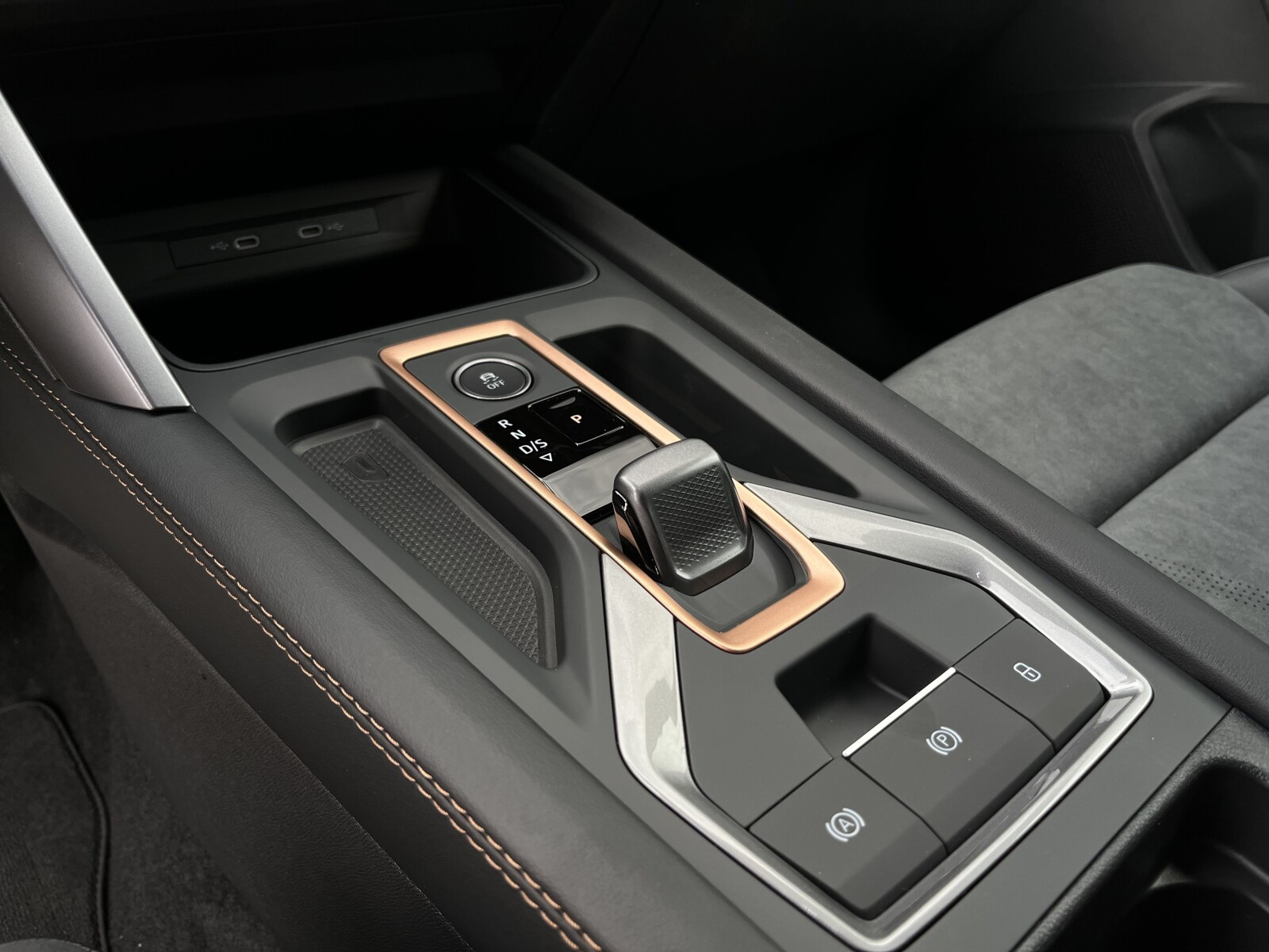 CUPRA FORMENTOR 1.5 eTSI 150 KM, 7-biegowa DSG | 170175