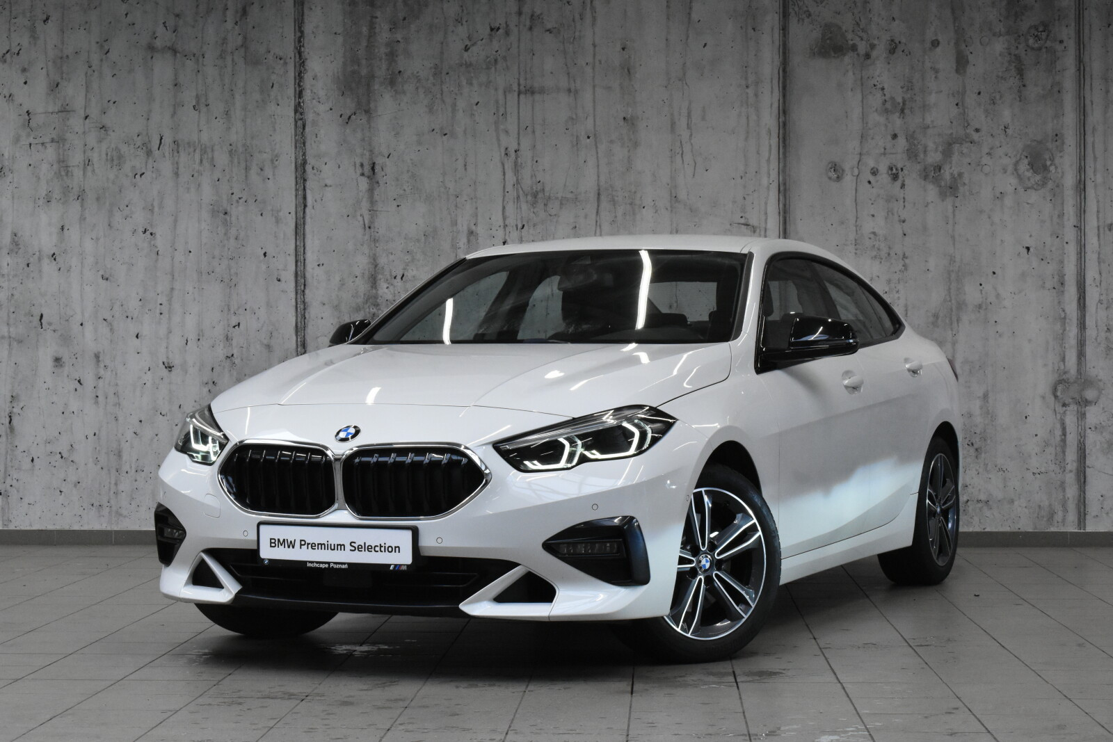 BMW 218