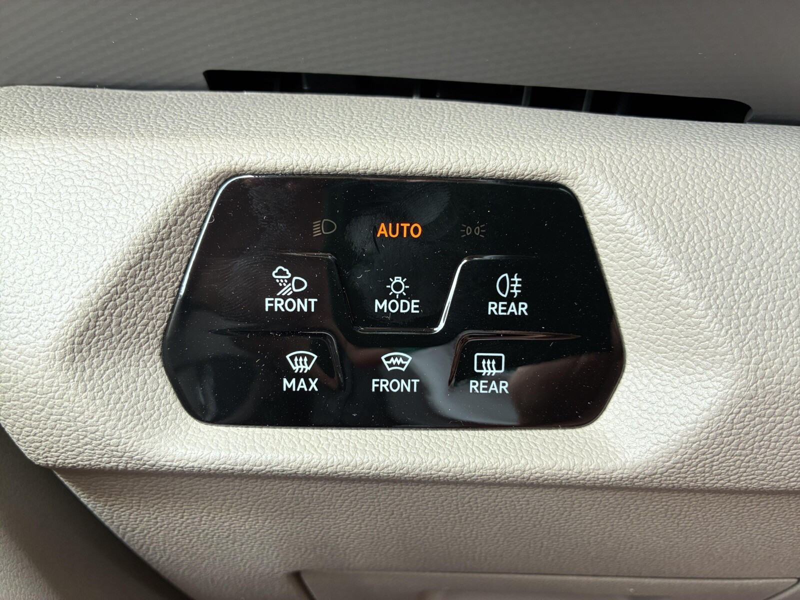 EDITION/długi (L2)/DIESEL 2.0TDI 150KM automat DSG