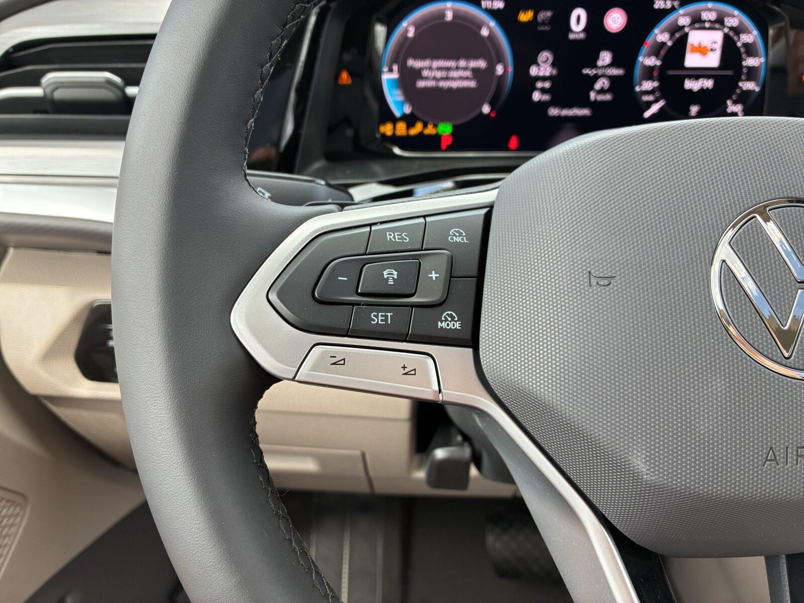 EDITION/długi (L2)/DIESEL 2.0TDI 150KM automat DSG