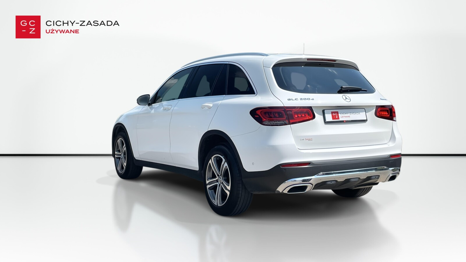 4-Matic Reflektory LED Kamera Apple CarPlay AndroidAuto SkórzaneFotele