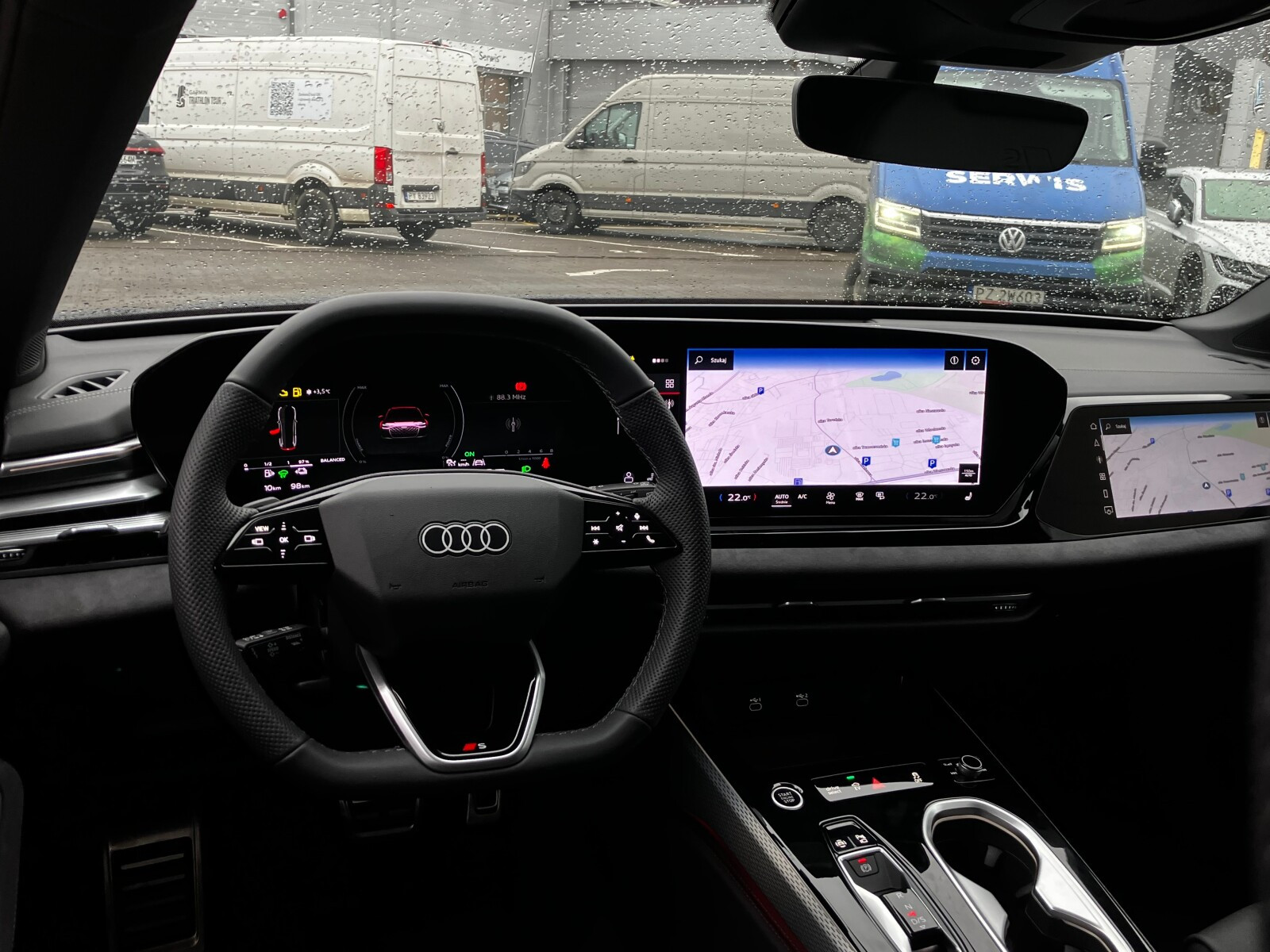 e-hybrid | S Line | Skrętna oś | Asystenci | Gwarancja 5 lat