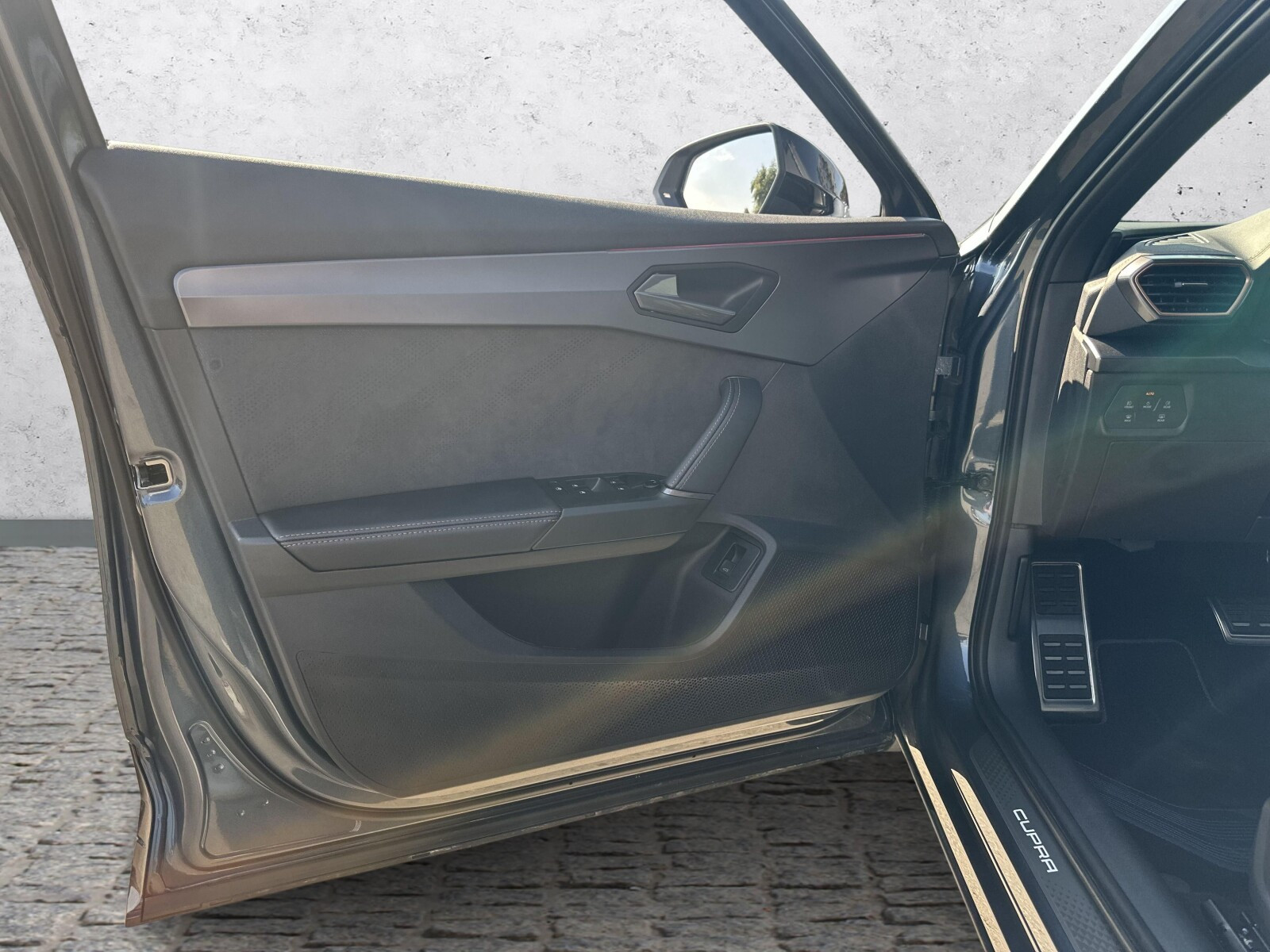VZ 2.0 TSI 333KM Reflektory Matrix LED Kamery 360 FV23%