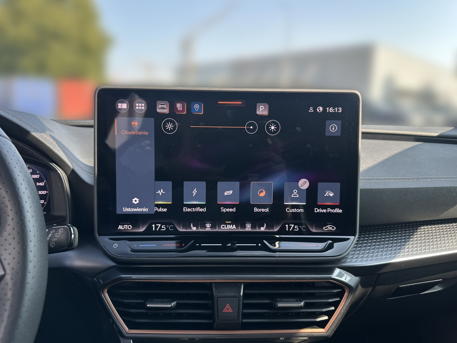 VZ 2.0 TSI 333KM Reflektory Matrix LED Kamery 360 FV23%