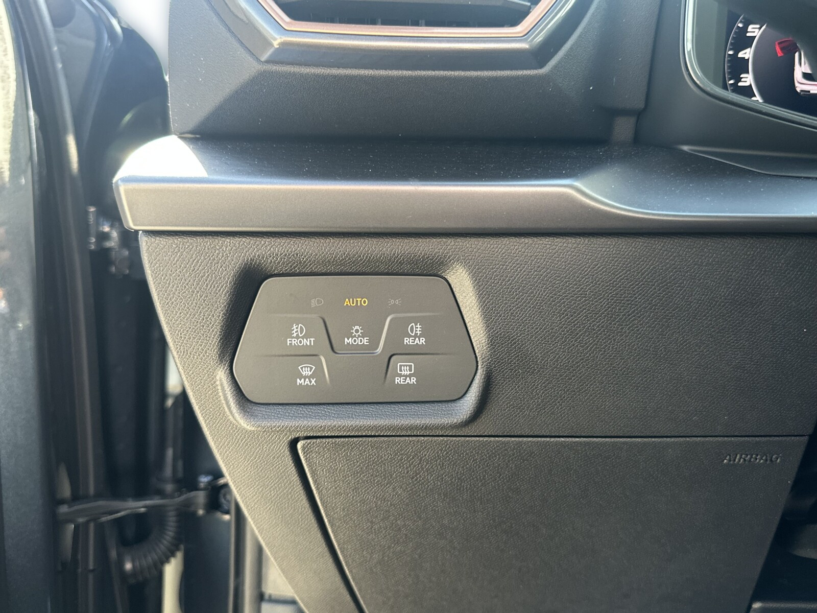 VZ 2.0 TSI 333KM Reflektory Matrix LED Kamery 360 FV23%