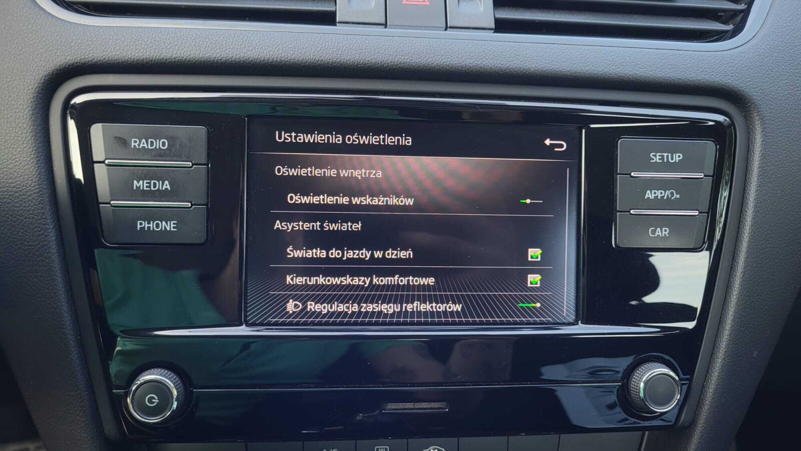 1.6 TDI 115KM 5MT; Czujniki Parkowania; Klimatyzacja; Bluetooth