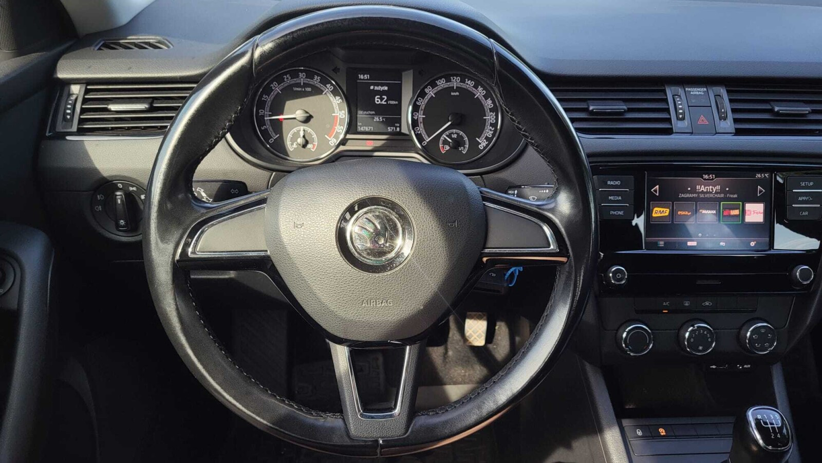 1.6 TDI 115KM 5MT; Czujniki Parkowania; Klimatyzacja; Bluetooth