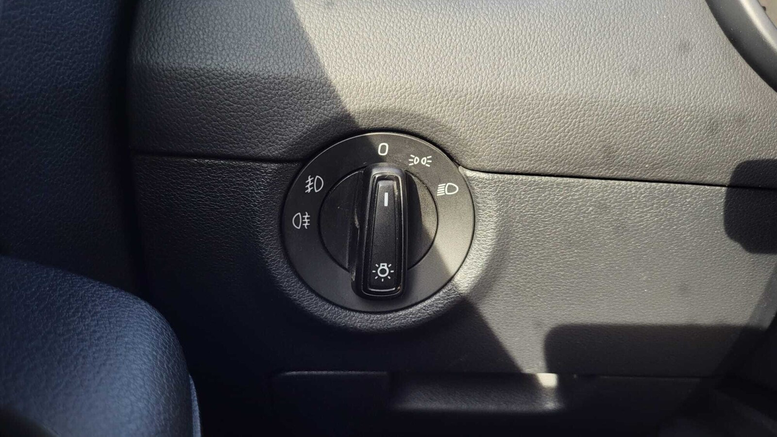 1.6 TDI 115KM 5MT; Czujniki Parkowania; Klimatyzacja; Bluetooth