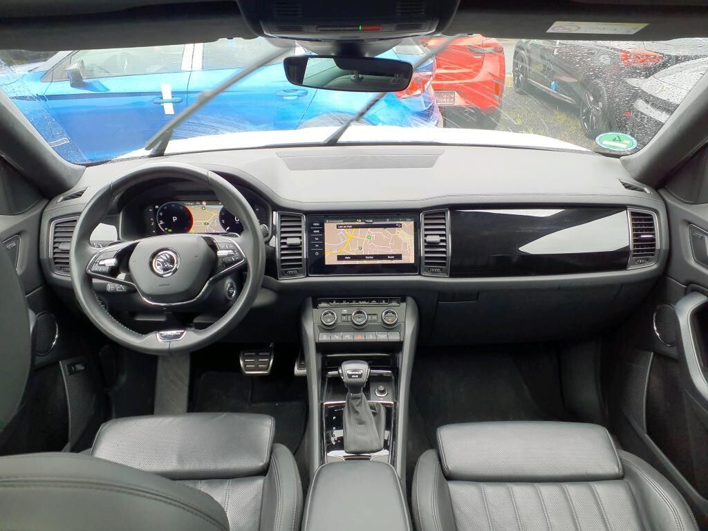 MATRIX ACC DSG Panorama 4x4 Hak Webasto Kamera360 Smartlink FV23%