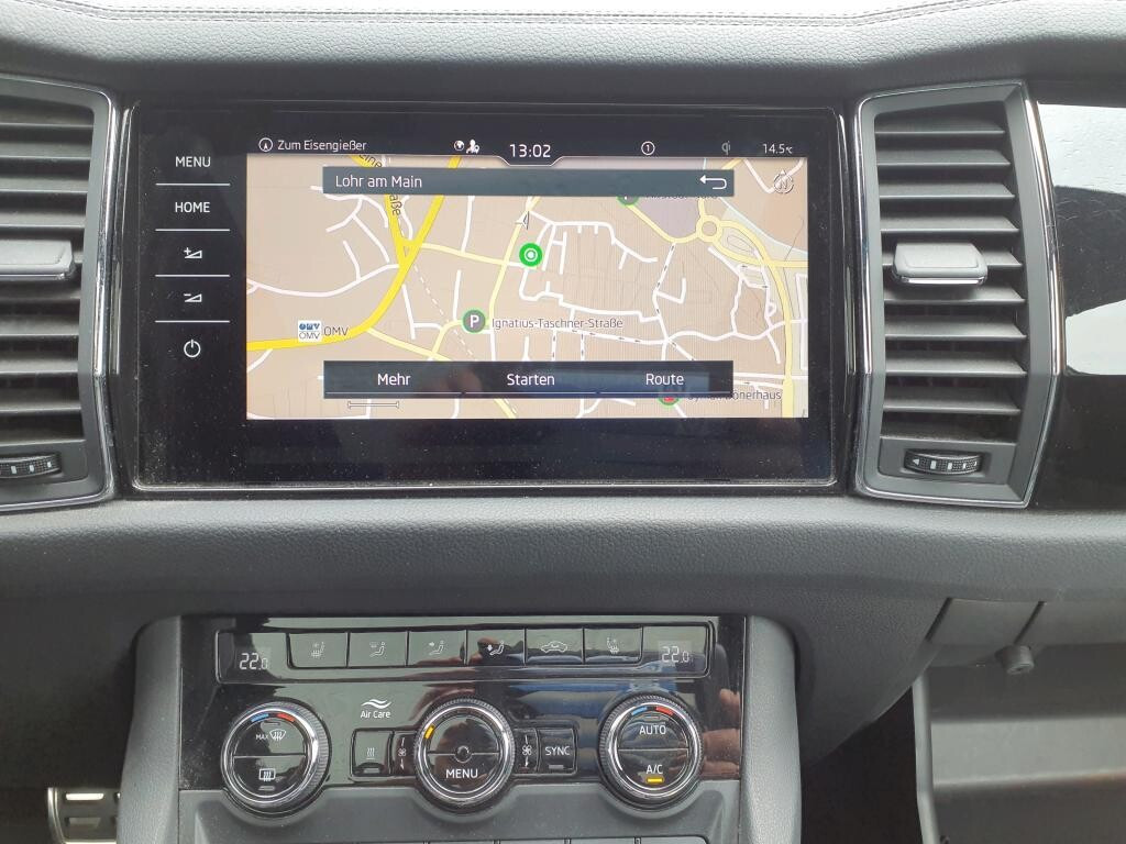 MATRIX ACC DSG Panorama 4x4 Hak Webasto Kamera360 Smartlink FV23%
