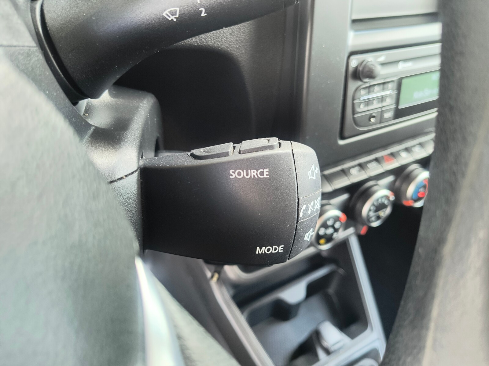 serwis 1.5 diesel 75KM PDC Airbag klimatyzacja Bluetooth lust.el. VAT
