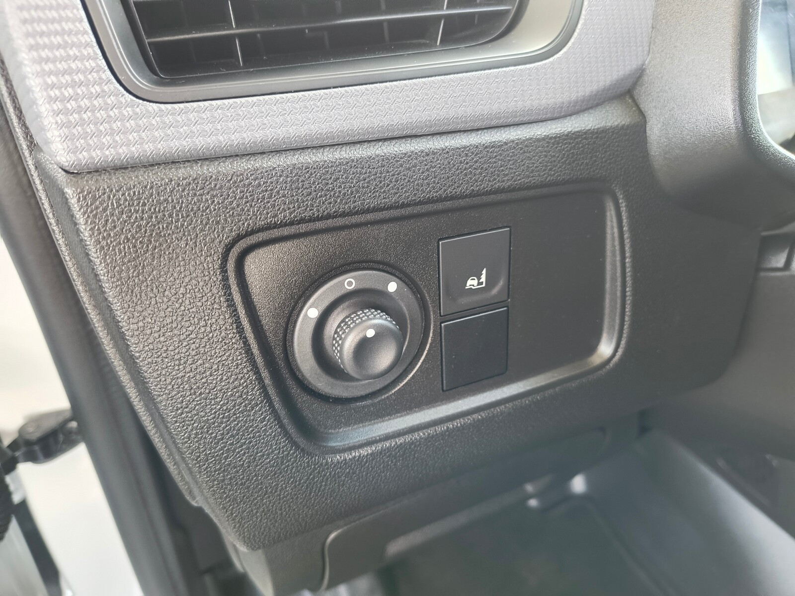serwis 1.5 diesel 75KM PDC Airbag klimatyzacja Bluetooth lust.el. VAT