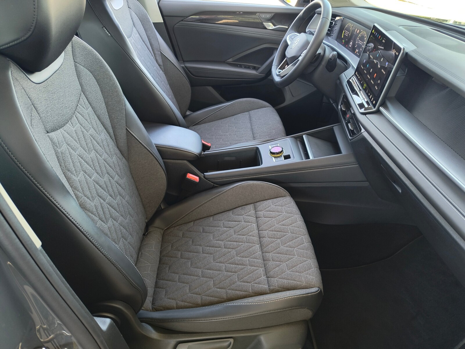 4Motion 7osobowy ASO 2.0TDI 193KM bezwypadkowy 4x4 gwarancja VAT23%