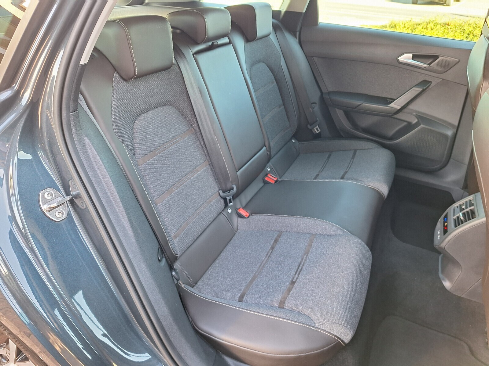 serwis ASO 2.0TDI 150KM bezwypadkowy pakiety FullLED navi virtual ACC