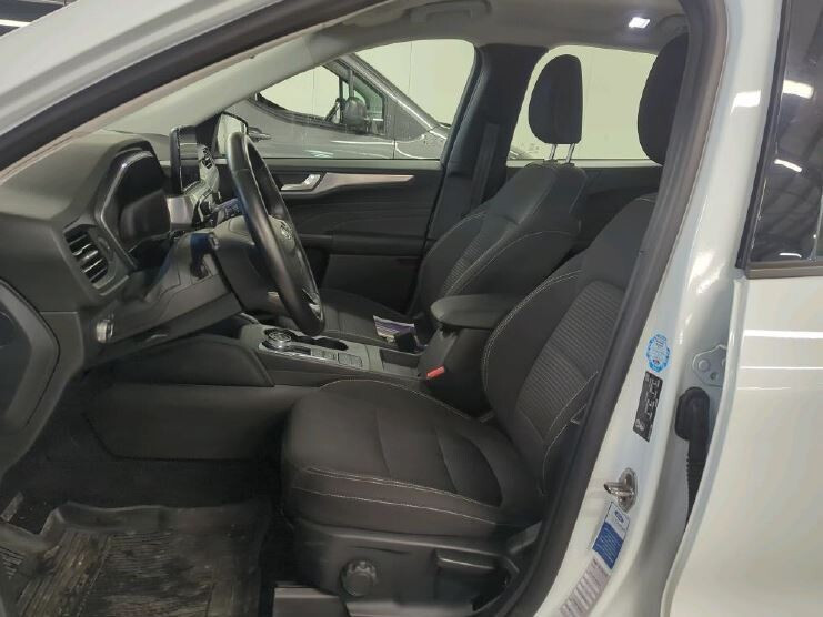 2.5 FHEV Titanium Automat AWD 190 KM FV Vat 23%