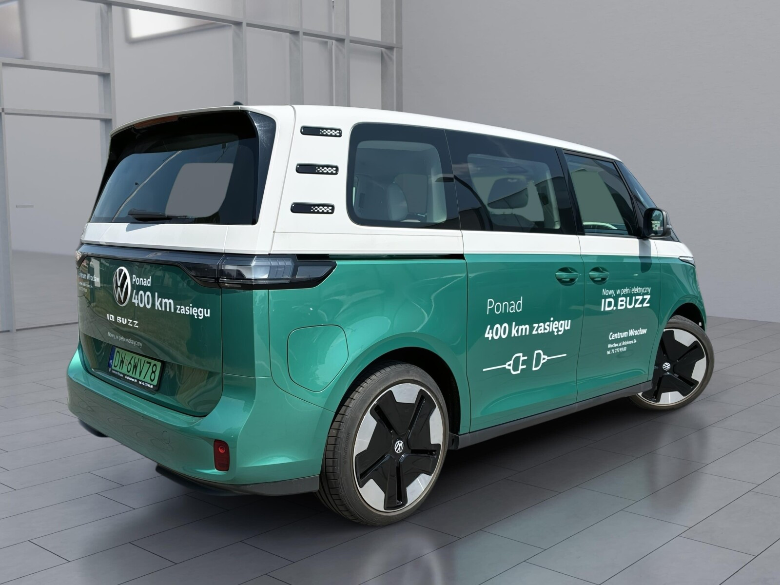 204 KM 82 kWh DSG r. o. 2989 mm
