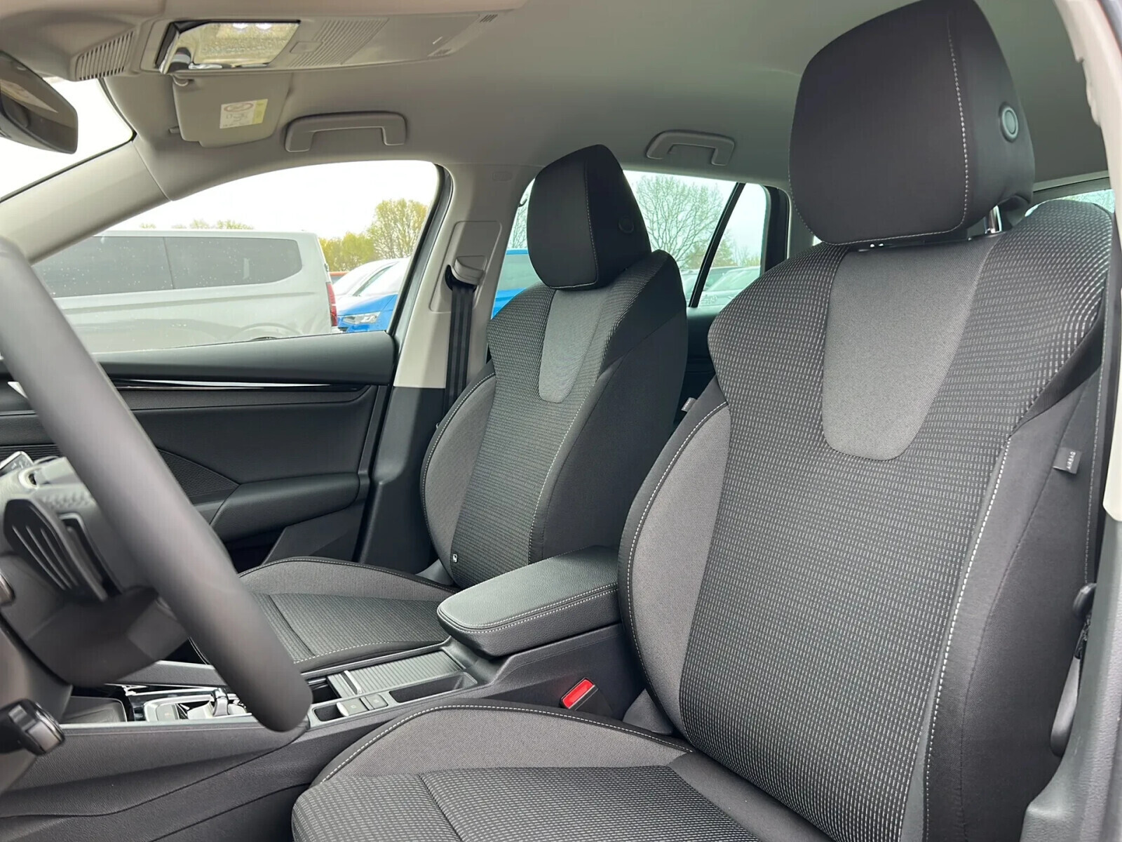 Edition 130&nbsp;Selection 1.5 TSI mHEV 150KM