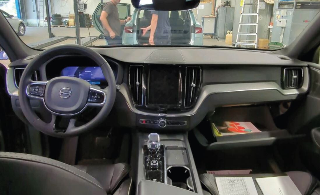 2.0 B4 D Plus DARK 197 KM AWD Automat FV Vat 23%