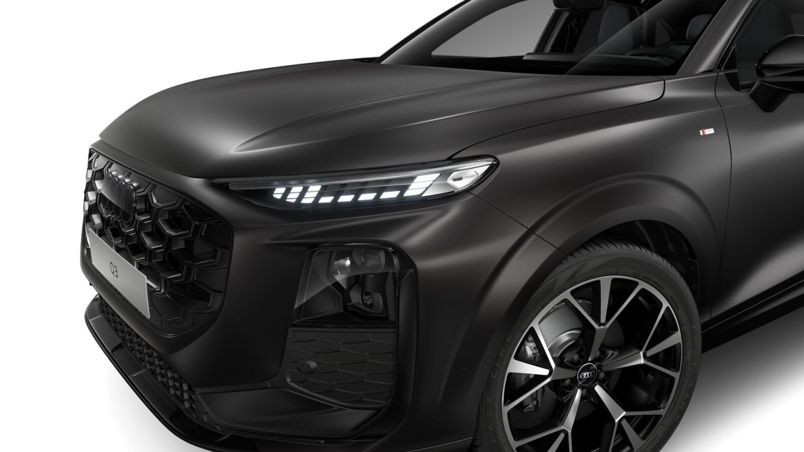 Q3 TFSI 150 kW Quattro S tronic: Tech plus; OLED; VAT 23%