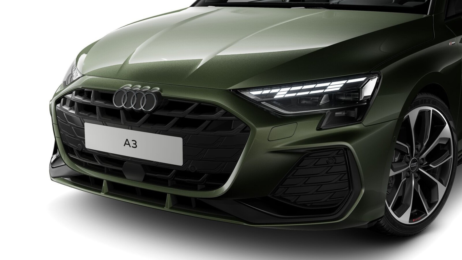 A3 TFSI mHEV S Line S tronic: Panorama; Matrix LED; VAT 23%
